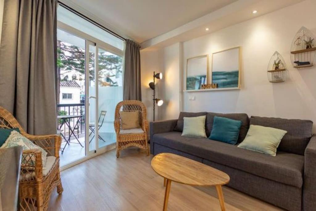 Playa Carihuela By Hdc Apartments Torremolinos Luaran gambar